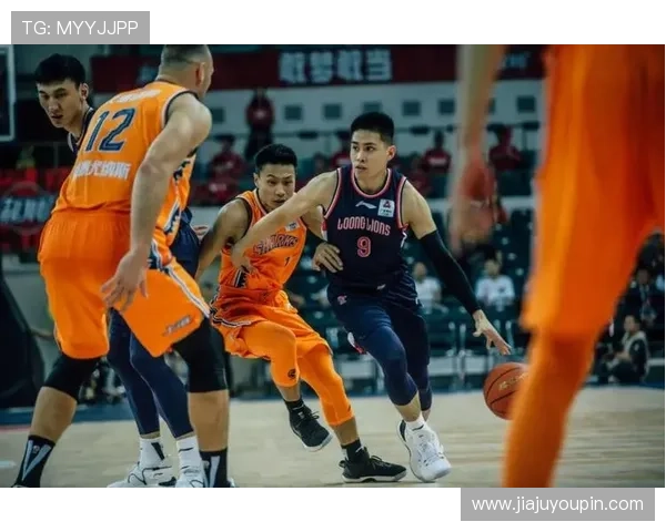 赛克斯回归广州男篮冲击新赛季 赛克斯回归广州男篮冲击新赛季